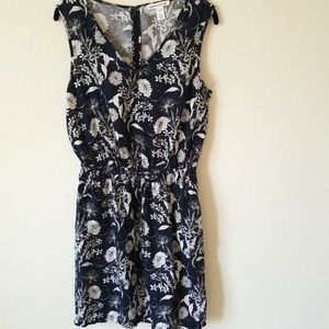 Amazon Essentials Linen/Cotton Sleeveless Dress